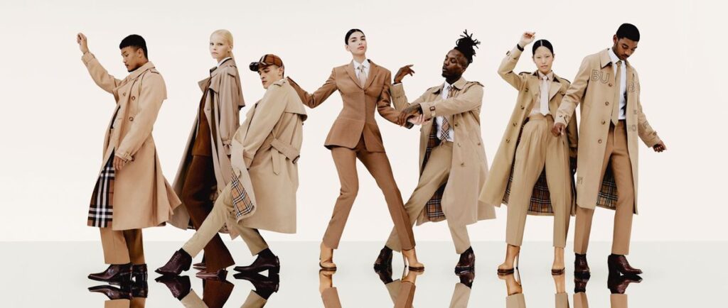 Curves with Clarity: The Art of Structured Silhouette Styling